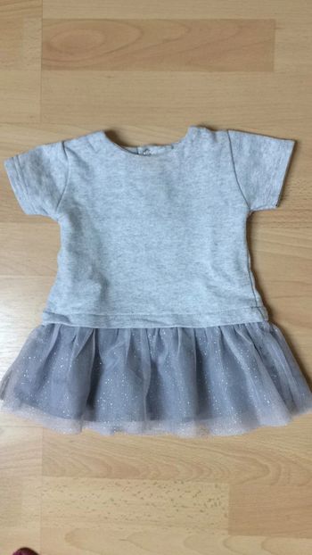 Robe manches courtes pailletée