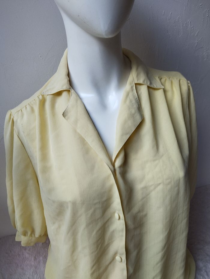 Chemise manches courtes vintage jaune pastel - photo numéro 2