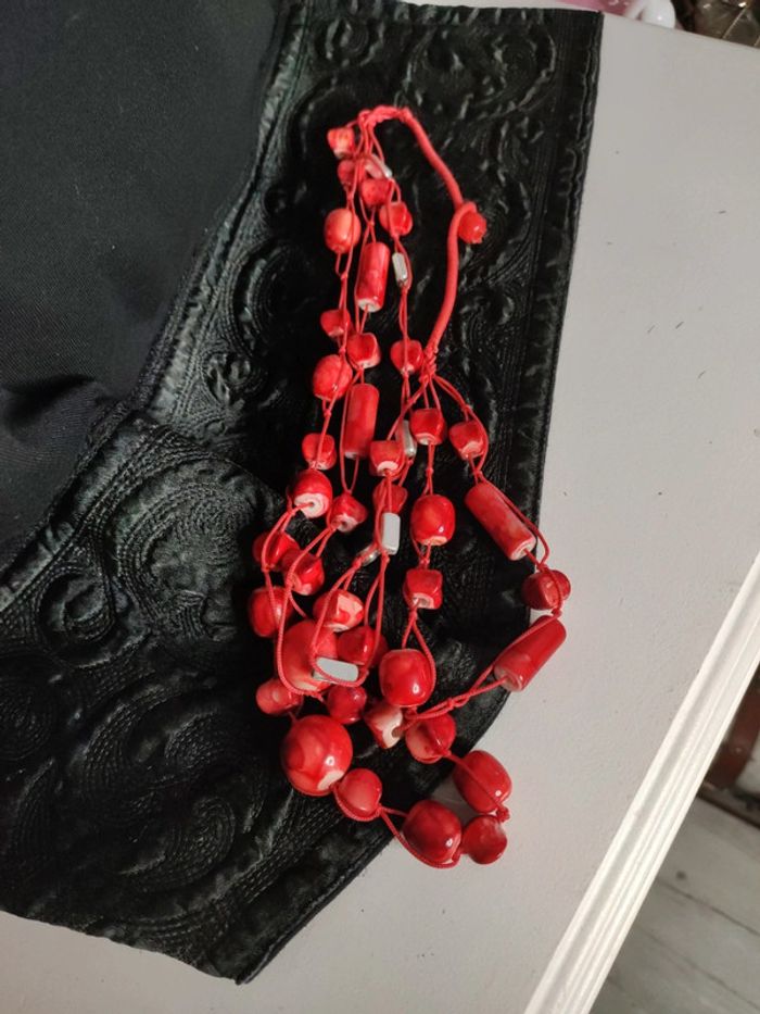Collier rouge vintage - photo numéro 4