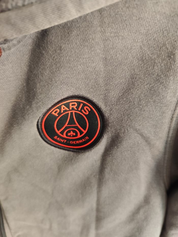 Veste PSG - photo numéro 2