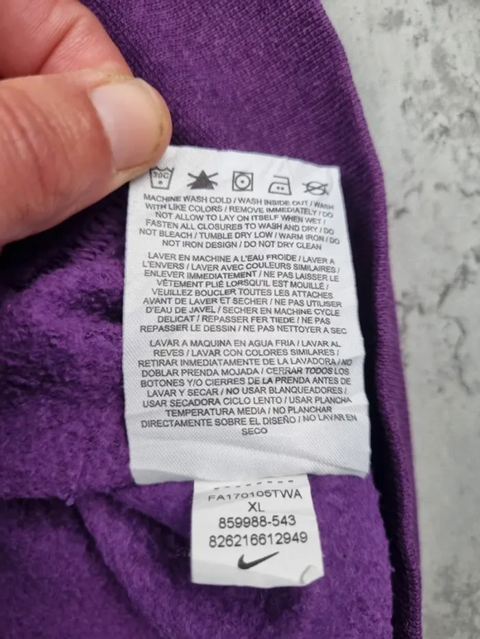 Veste zippée à capuche violette Nike – Taille XL Femme (mesures en photos) - photo numéro 8