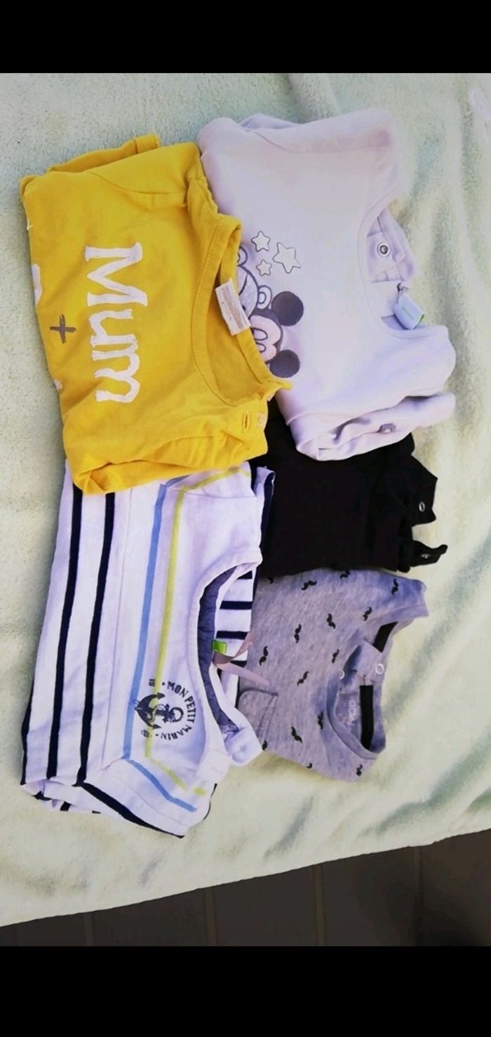 Lot de 5 t-shirts manches longues