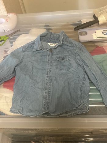 Chemise en jean taille 3ans marque kidkanai