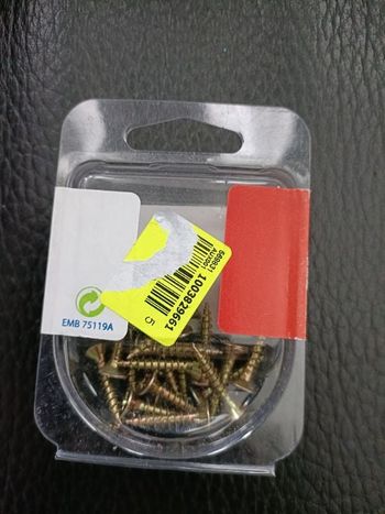 20 vis agglo têtes fraisées de 4.5 X 25 mm en acier bichromaté