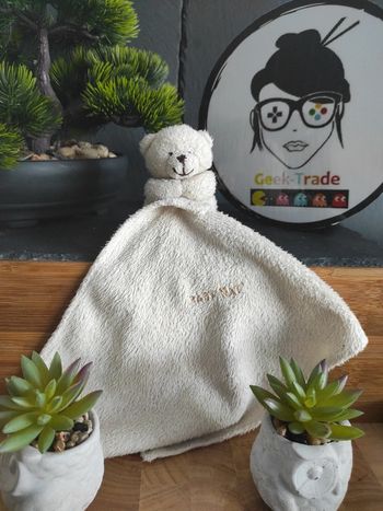 Ours Blanc Baby Nat  plat mouchoir  #geektradedoudou