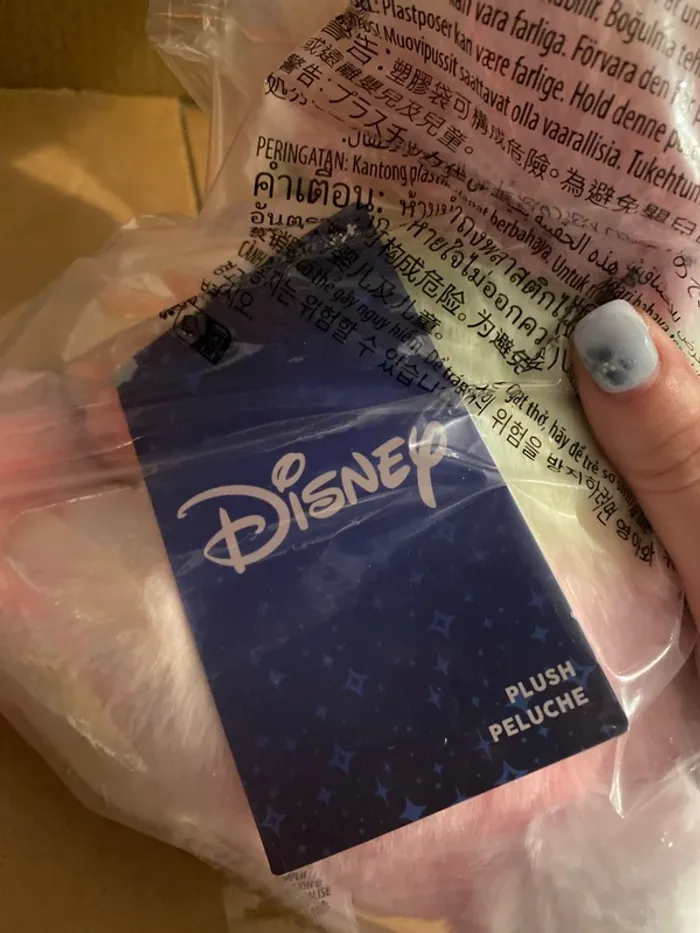 Peluche Stitch Pâques 2025 - photo numéro 4