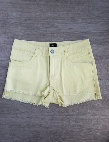 Short  jaune