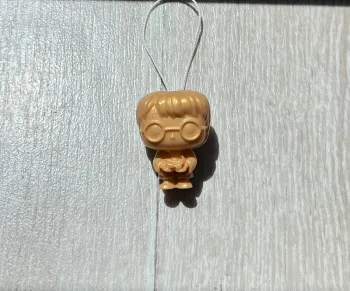 Figurine dorée Harry Potter – Kinder Joy édition limitée – Rare / Collector