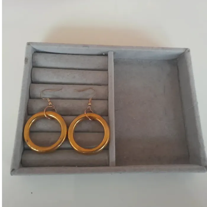 boucle d'oreille