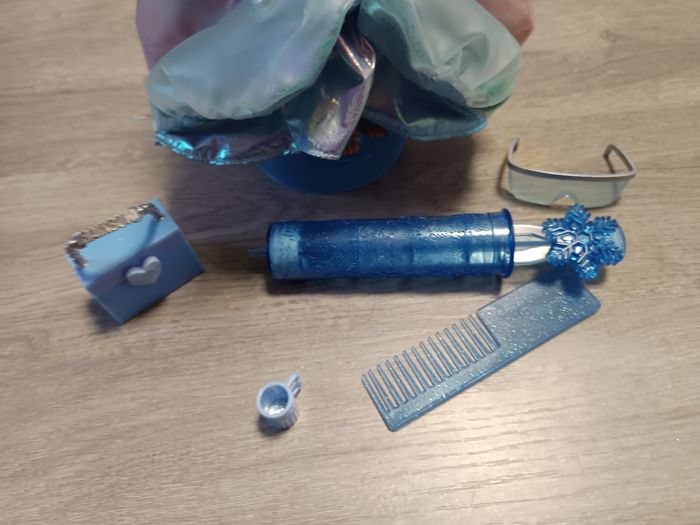 Poupée rainbow High skyler - photo numéro 3