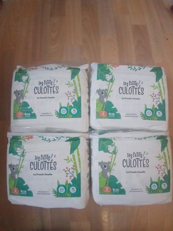 4 paquets de couches taille 2