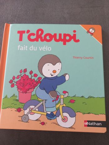 Livre bébé t'choupi tchoupi fait du vélo 