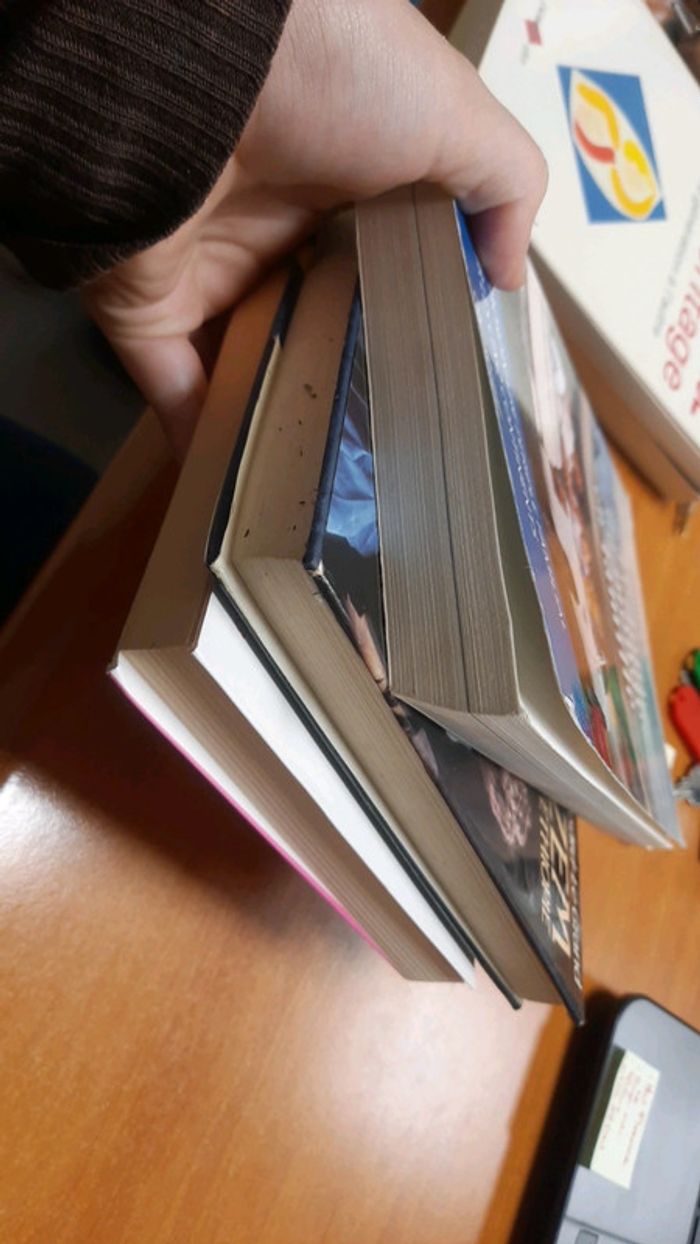 Lot 3 livres famille - photo numéro 6