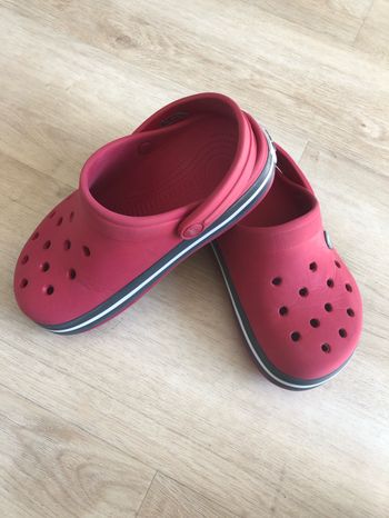 Crocs pointure 32 33 TBE