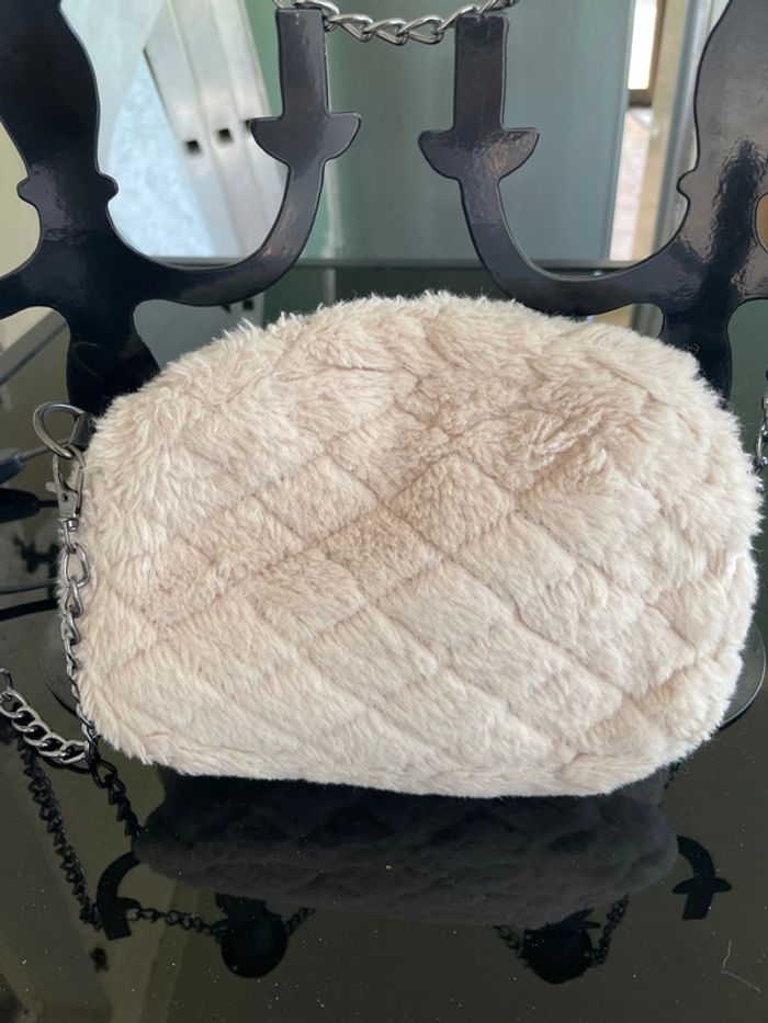 Petit sac, fausse fourrure blanc - photo numéro 4