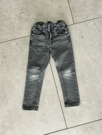 Jean slim taille 3 ans