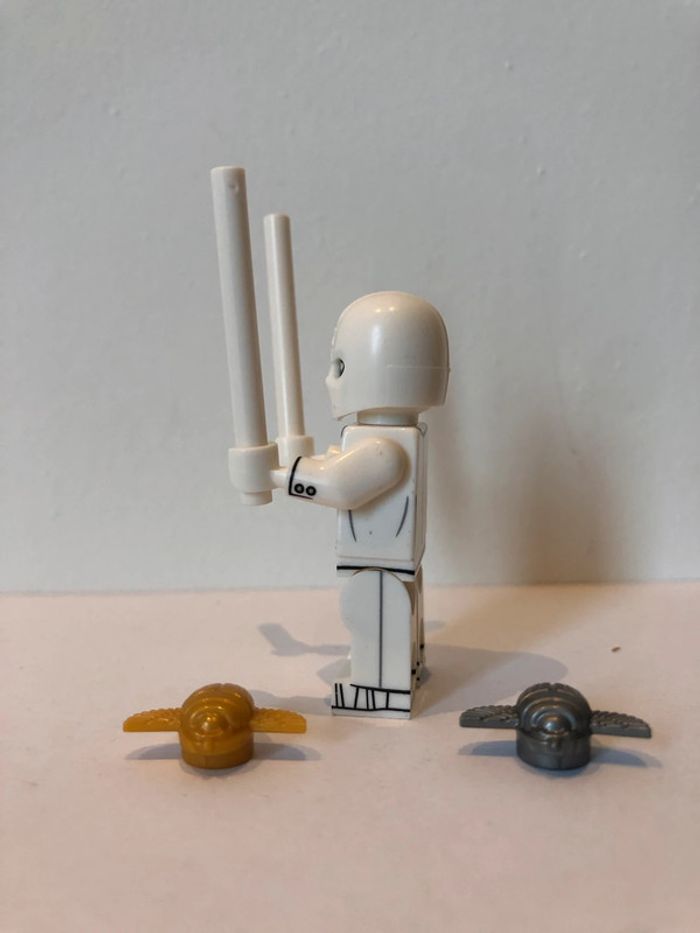 Figurine type lego Mr Knight. Marvel - photo numéro 2