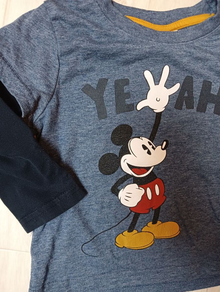 Haut de pyjama 24 mois " Mickey" - photo numéro 2