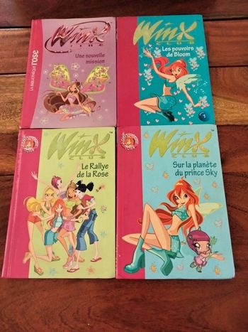 Lot de 4 livres Winx bibliothèque rose 8/10 ans 96 pages
