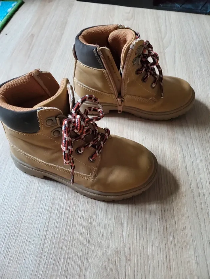 Chaussures montantes 25 - photo numéro 4