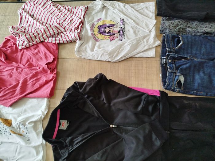 Lot de vêtements fille 8 ans - photo numéro 5