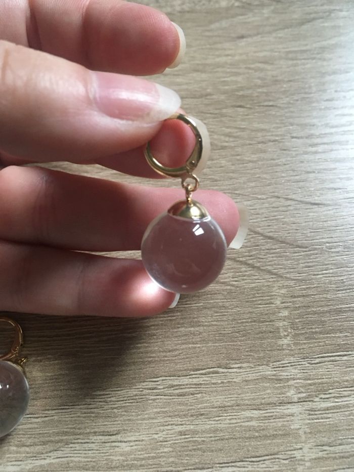 Boucles d’oreilles NEUVES femme forme ronde /  boule de cristal 🔮 couleur transparente - photo numéro 6