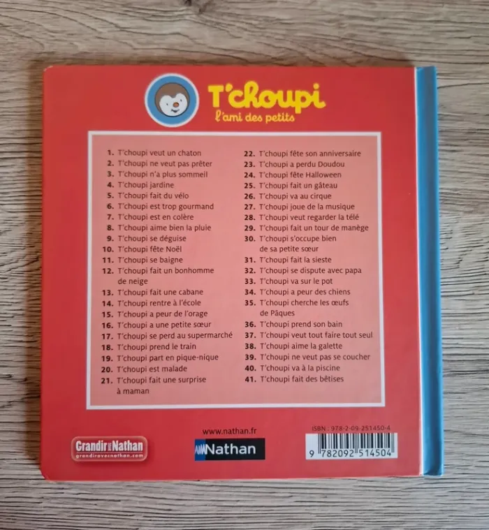 Livre T'choupi ne veut pas se coucher - photo numéro 2