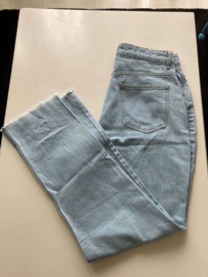 Jean large tendance PrettyLittleThing taille 40/L