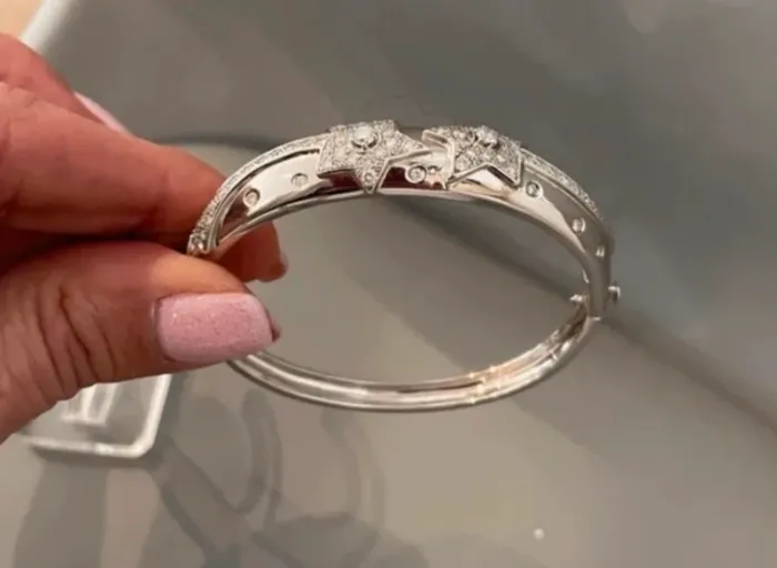 Bracelet rigide jonc en véritable argent et strass  Excellent état - photo numéro 4