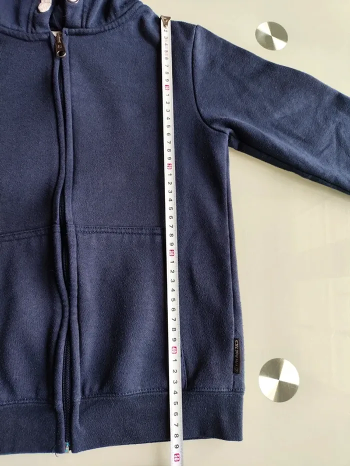 🧥 Gilet zippé bleu marine garçon – Taille 10 ans – Bon état - photo numéro 5