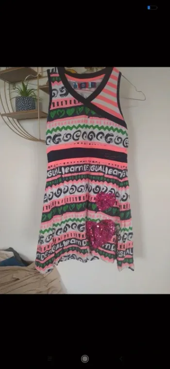 Jolie robe👗 Desigual filles 9 ans