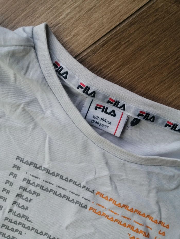 Jean et t-shirt - photo numéro 4