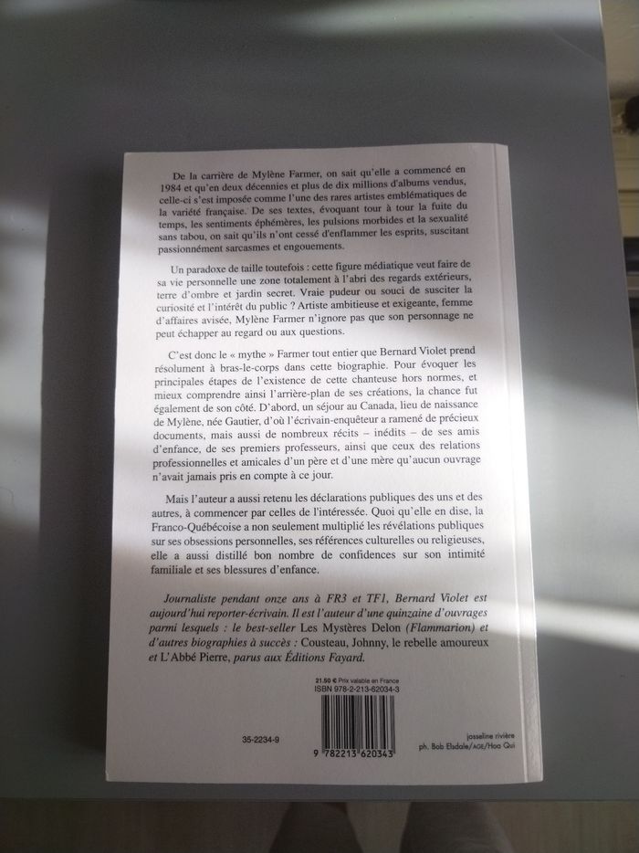 Livre mylene Farmer - photo numéro 2