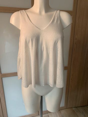 Haut crème tissus dentelle fluide taille S