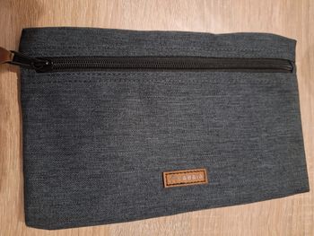 Pochette avant Cabaia Londres