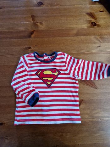 Haut de pyjama superman