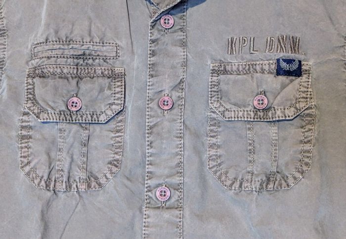 Chemise Kaporal Kaki Armée Petites Poches Devant Ecritures Arrière Vêtement Tendance Mode Enfants - photo numéro 3