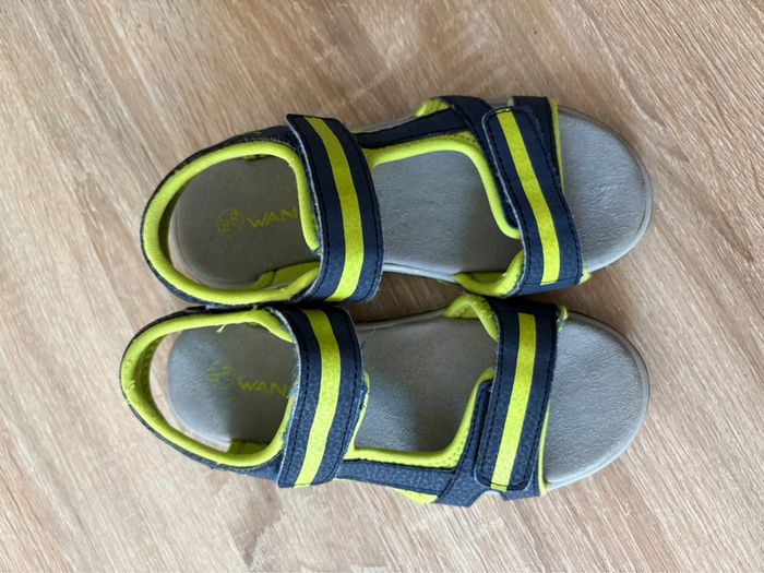 Sandales Wanabee taille 32/33 - photo numéro 4