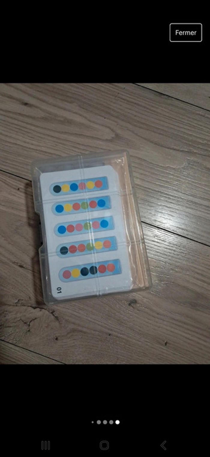Jeu motricité fine et enchaînements de couleurs avec la pince de prehension et les billes - photo numéro 10