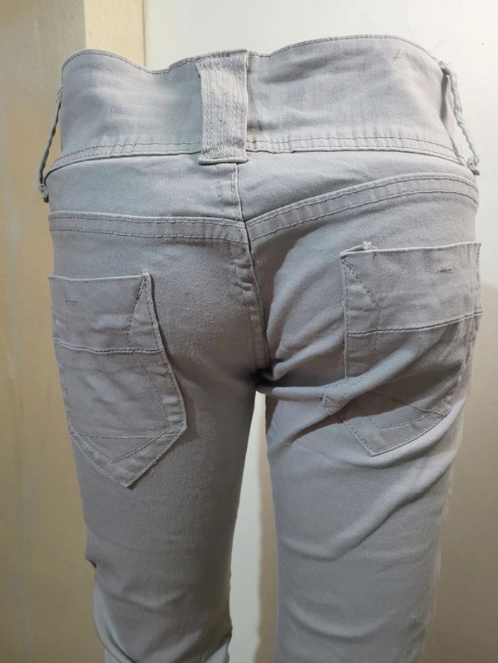 Pantalon beige, taille haute, bas plissé - photo numéro 5