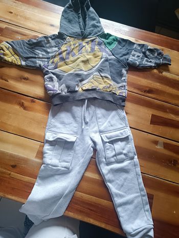 Ensemble 4 ans