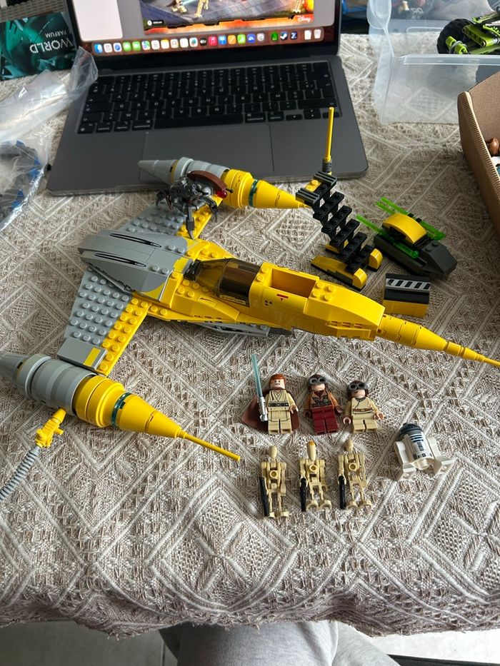 Lego Star Wars 75092 bon état - photo numéro 1