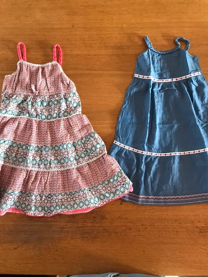 Lot 2 robes été 2 ans