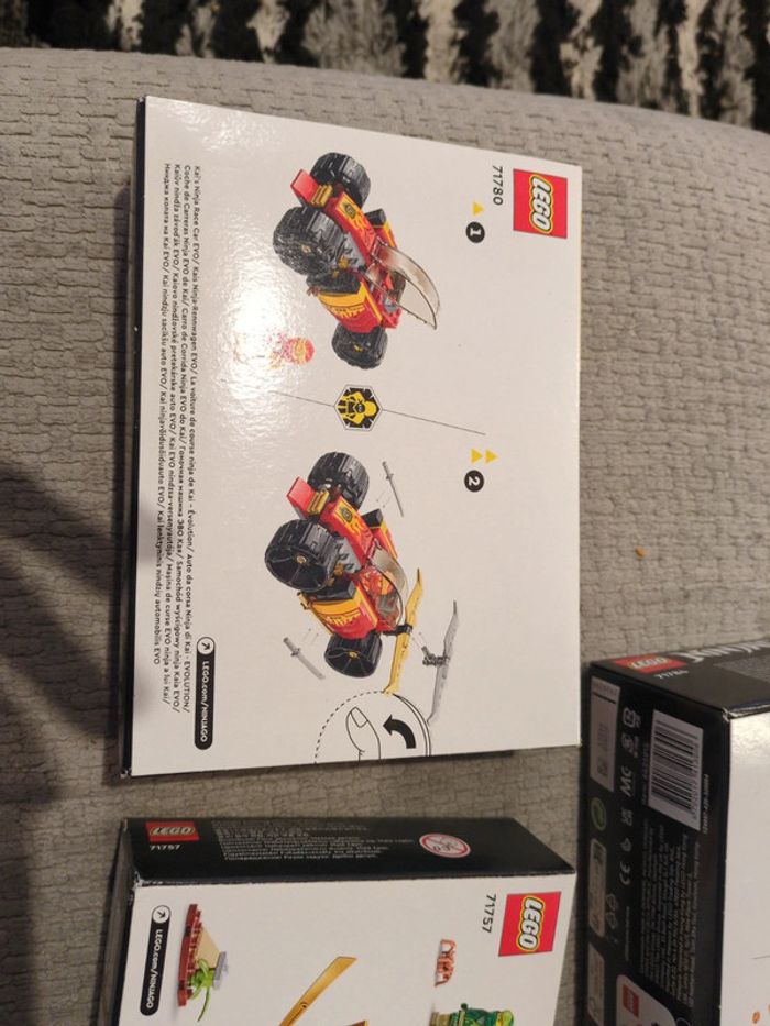 Lot de 3 boîtes de Lego Ninjago - photo numéro 9