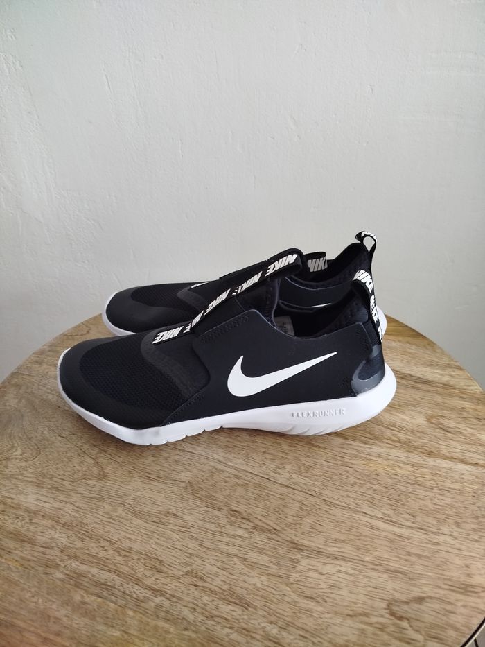 Baskets Nike T38 - photo numéro 2
