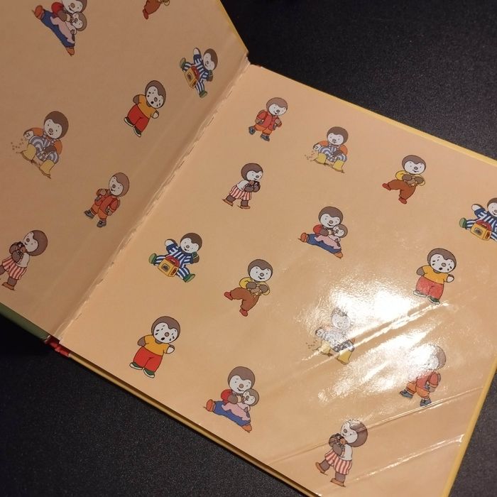 Livre enfant Nathan T'choupi mange a la cantine - photo numéro 4