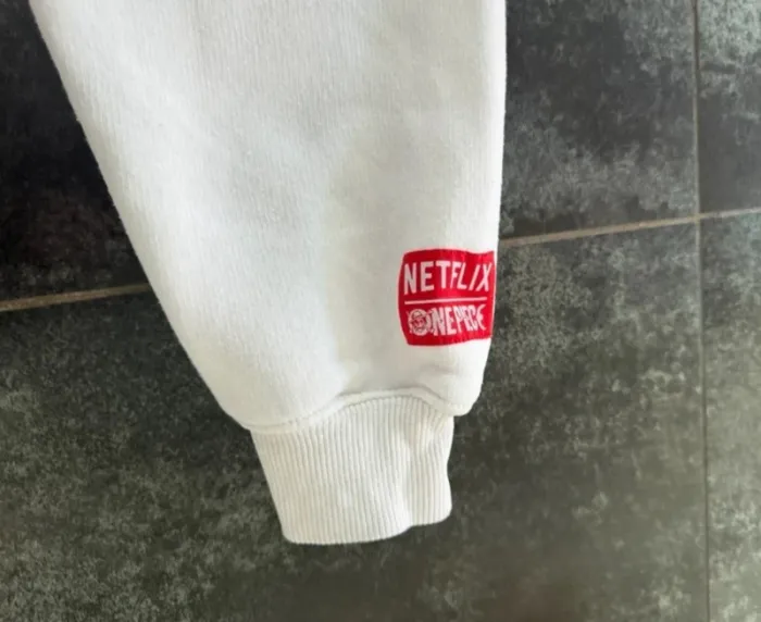 Sweat blanc One Piece Zara garçon 8/9 ans - photo numéro 5