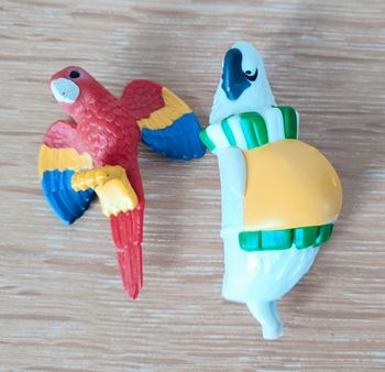 🦄 Lot de 2 figurines oiseaux 🦄