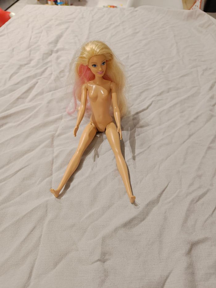 Poupée Barbie