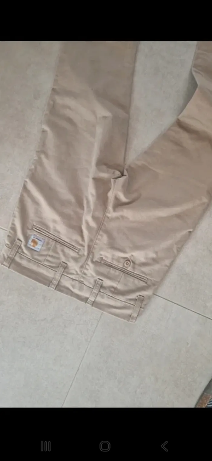 Chino beige carhartt beige taille xs Très bon étatChino beige carhartt beige taille xs Très bon état - photo numéro 6